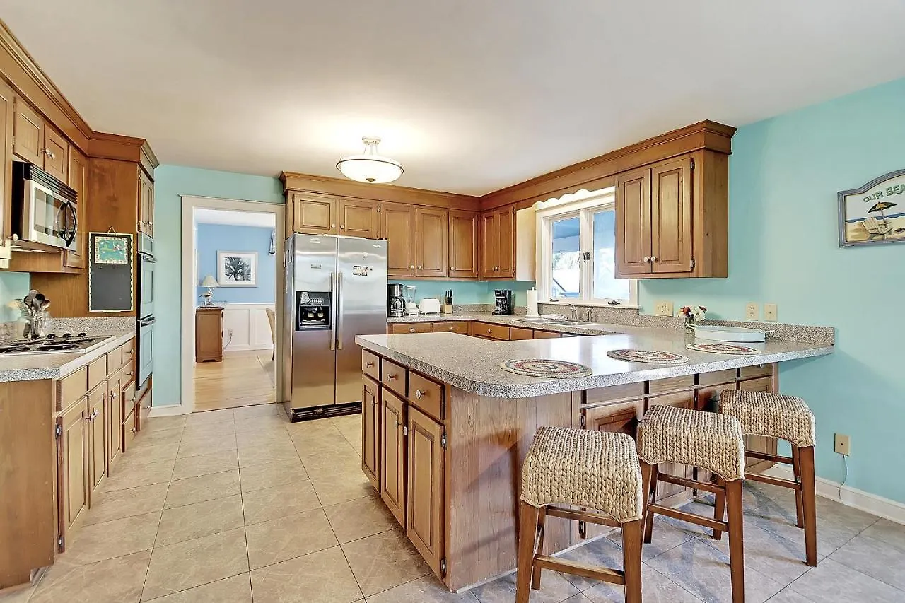 Holiday home 2714 Bayonne Street Sullivans Island