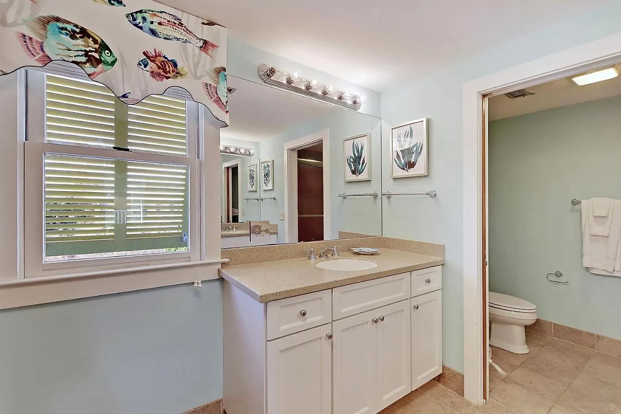 2714 Bayonne Street Holiday home
