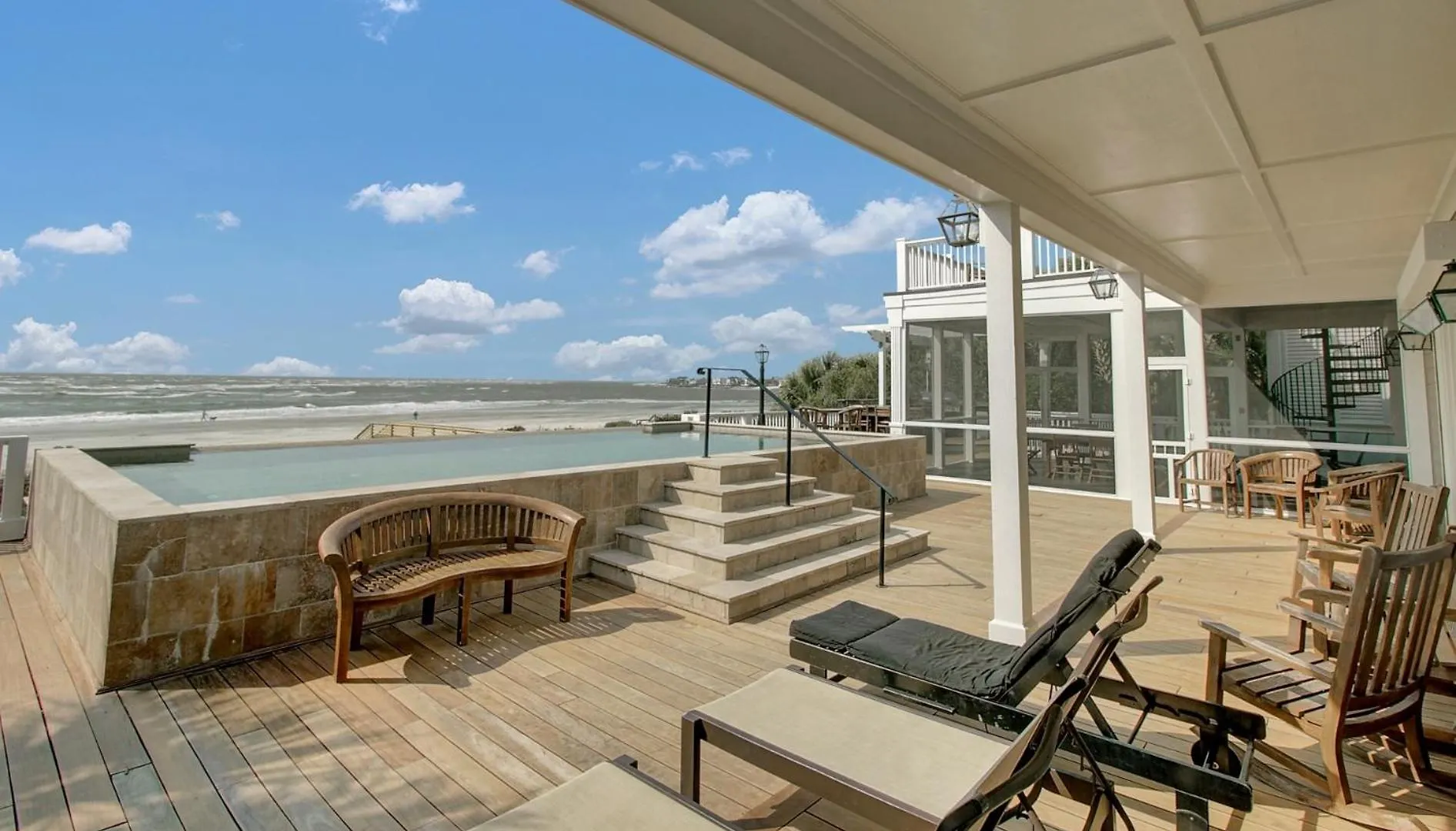 114 Ocean Boulevard By Avantstay Beachfront Putting Volleyball Court Infinity Pool Sullivans Island