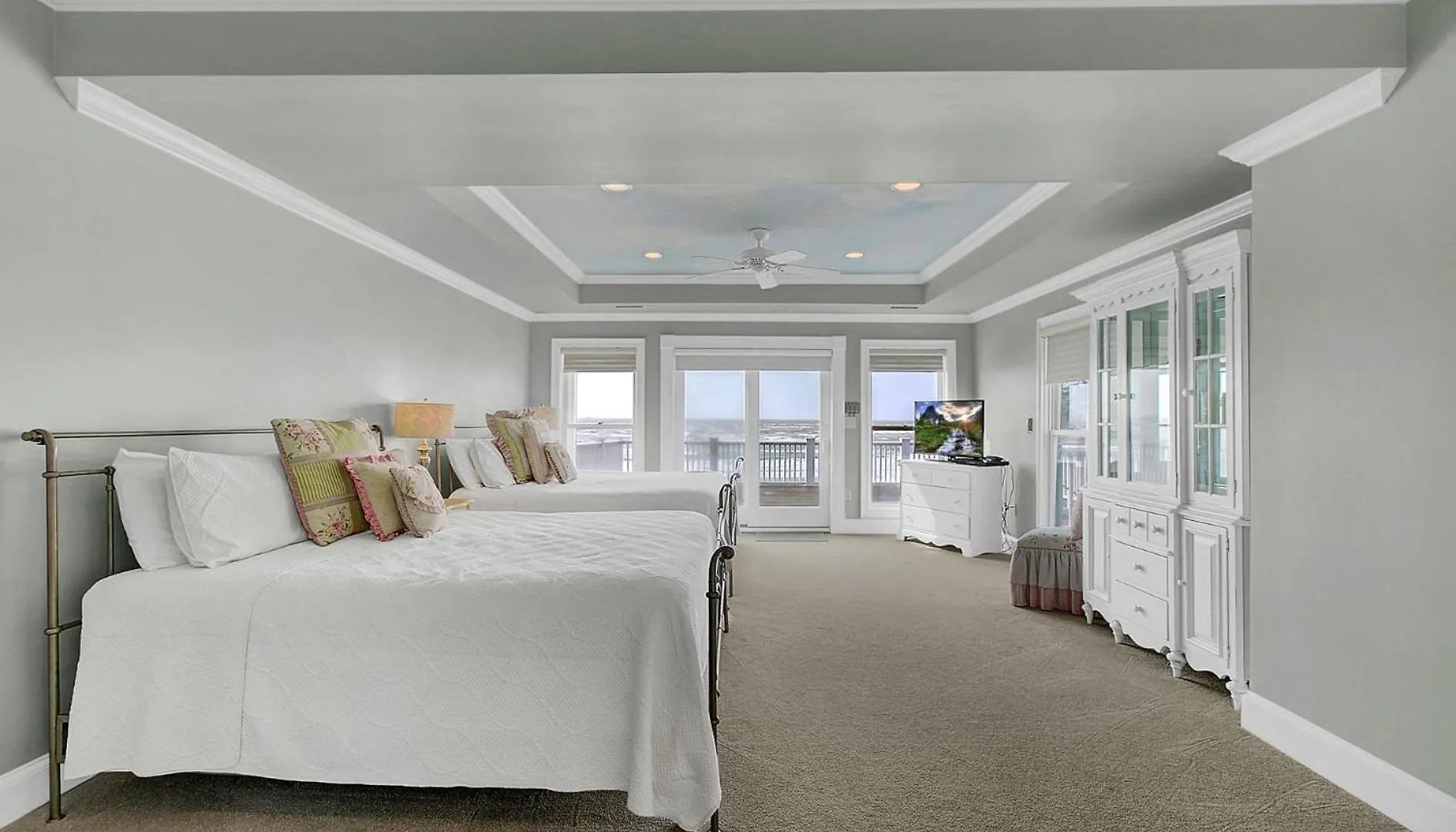 114 Ocean Boulevard By Avantstay Beachfront Putting Volleyball Court Infinity Pool Holiday home *