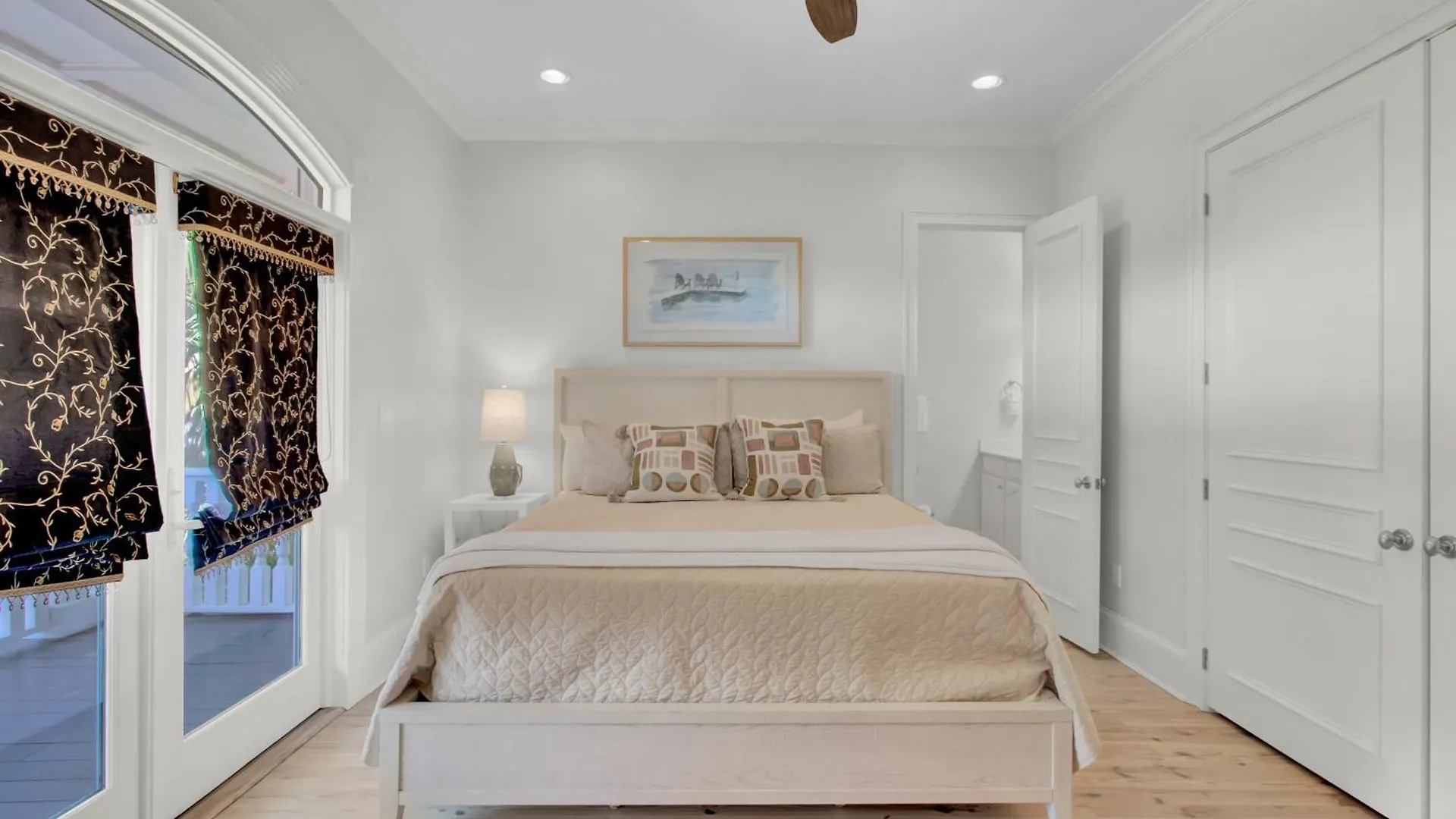 114 Ocean Boulevard By Avantstay Beachfront Infinity Pool Basketball Court Recently Renovated