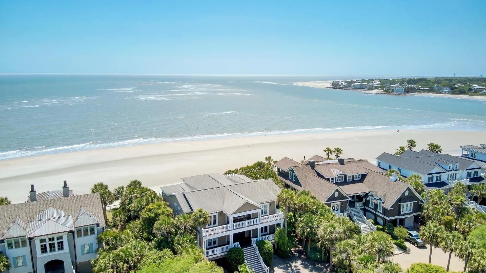 Holiday home 114 Ocean Boulevard By Avantstay Beachfront Infinity Pool Basketball Court Recently Renovated
