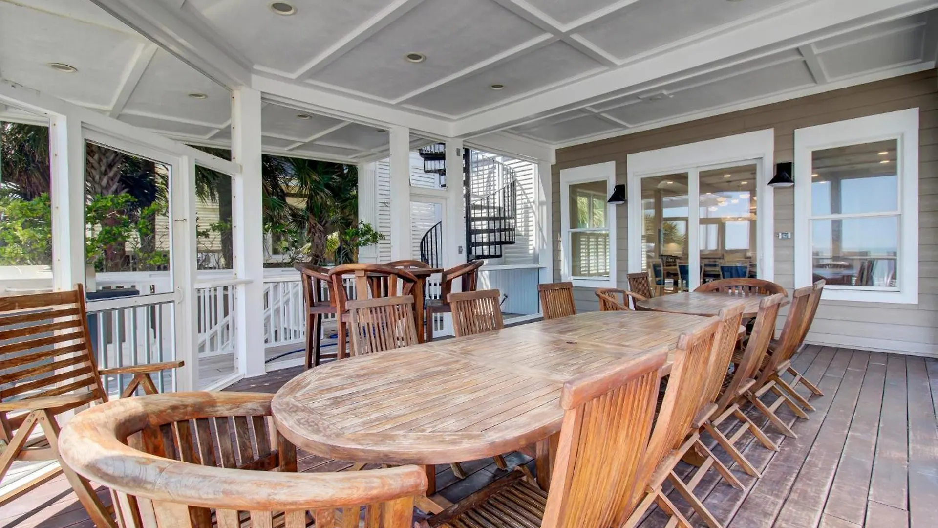 114 Ocean Boulevard By Avantstay Beachfront Infinity Pool Basketball Court Recently Renovated