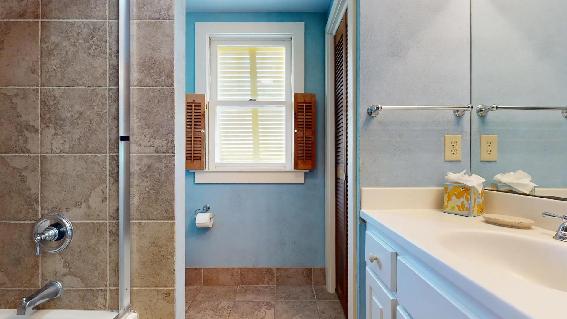 2714 Bayonne Street * Sullivans Island