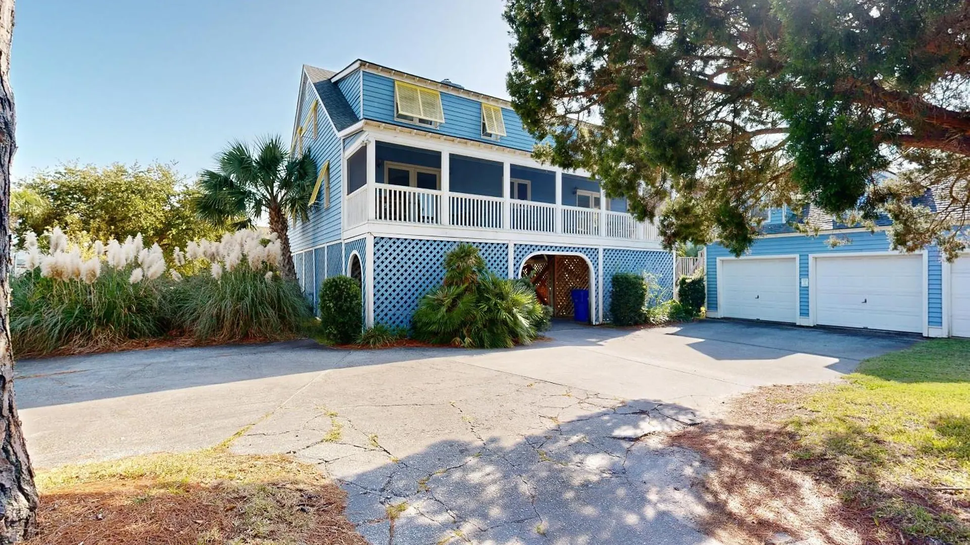 2714 Bayonne Street Holiday home *