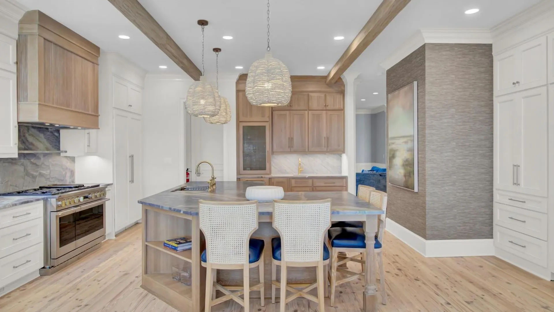 114 Ocean Boulevard By Avantstay Beachfront Infinity Pool Basketball Court Recently Renovated Sullivans Island