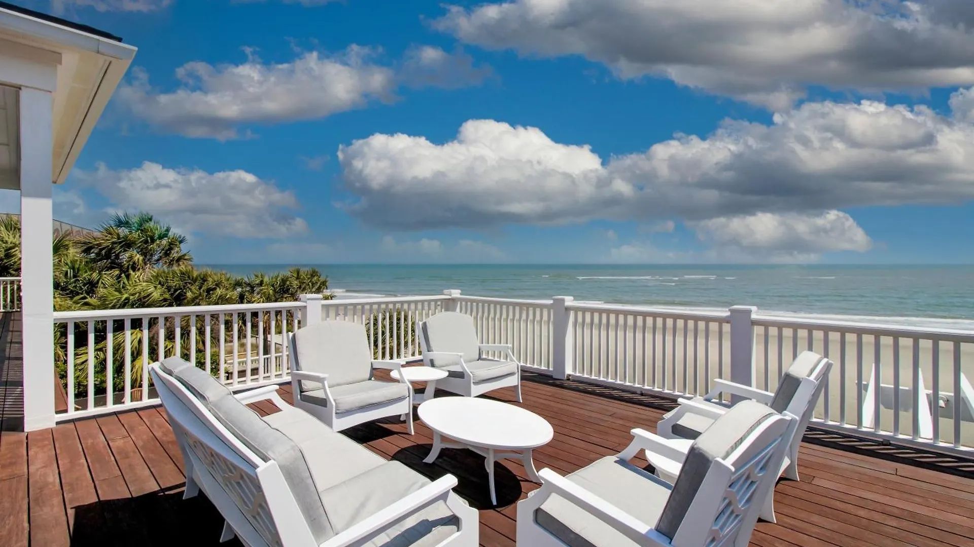 114 Ocean Boulevard By Avantstay Beachfront Infinity Pool Basketball Court Recently Renovated Holiday home Sullivans Island