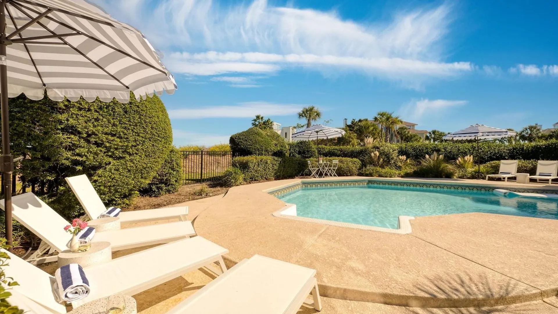 Haven By Avantstay Luxury Beachfront W Pool Gorgeous Patios Holiday home *